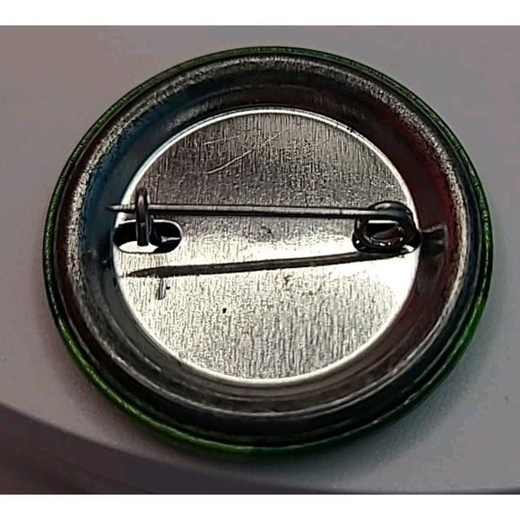 It's Not Easy Being Green Vintage Made In USA & I ♡ Love Kermit 1.25" Pins - Picture 3 of 10